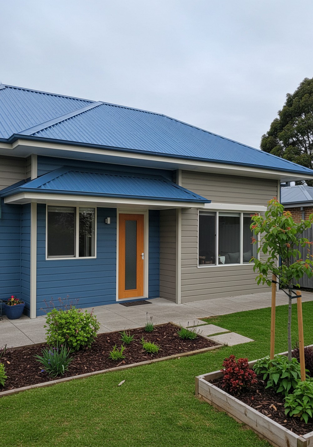 Eye-Catching Blue Metal Roof Homes To Inspire You